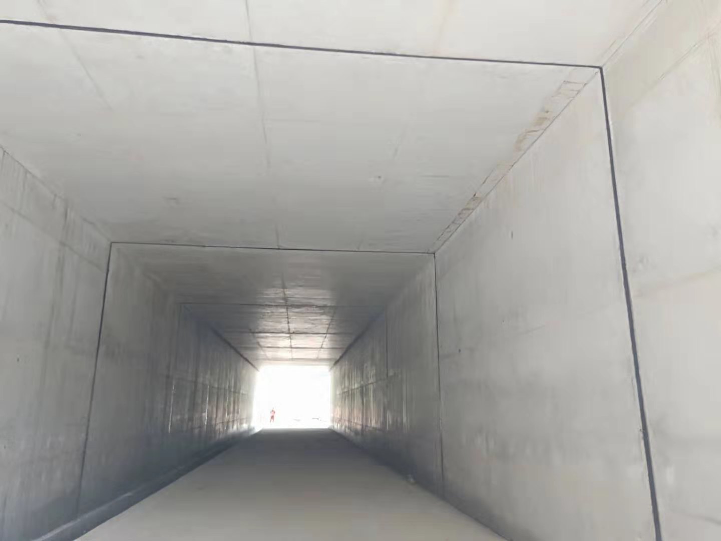 ��·������ͨ�����ǰ���������ˮ����װ�޹���